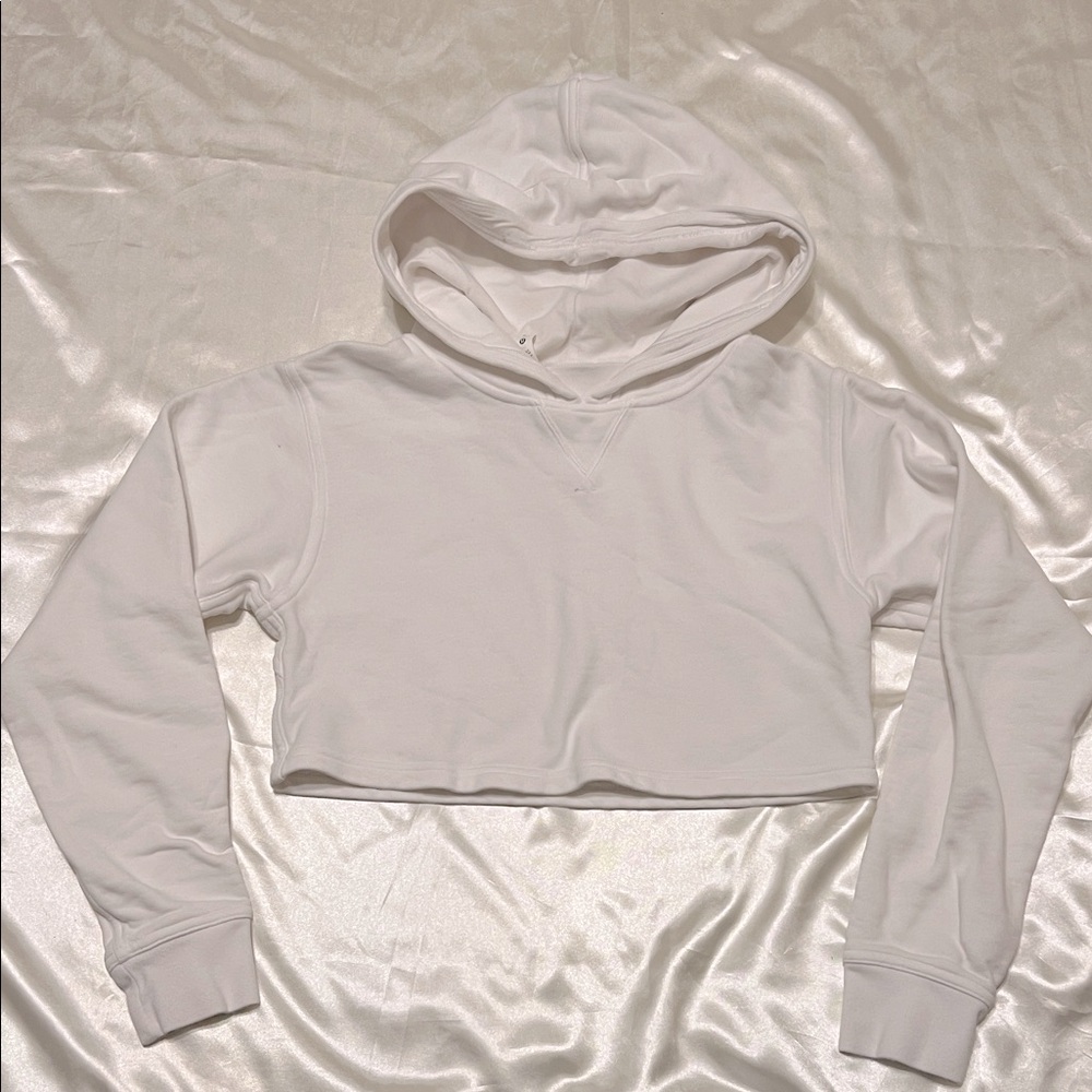 XS Lululemon Cropped White Hoodie